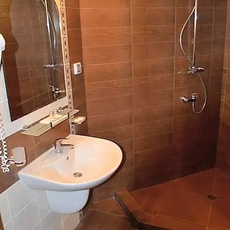 Boutique Vsk Kentavar 4*