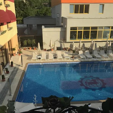 Boutique Vsk Kentavar 4* דריאנובו