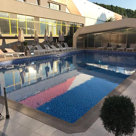 Boutique Vsk Kentavar 4* דריאנובו