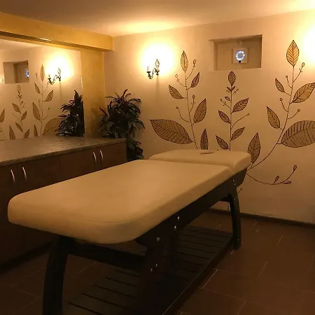 מלון Boutique Vsk Kentavar 4*